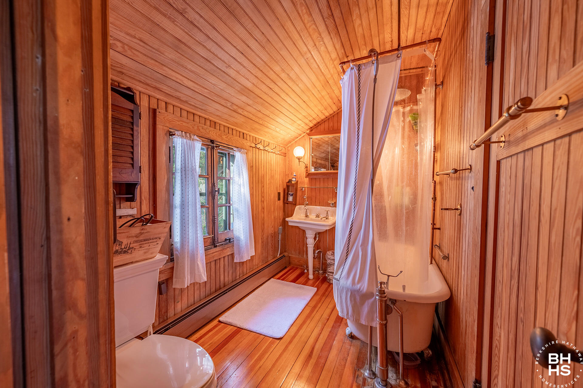 26 Hemlock Ledge Road Tupper Lake, NY 12986 - Photo 38 of 67 HemlockLedgeCamp_Bathroom2