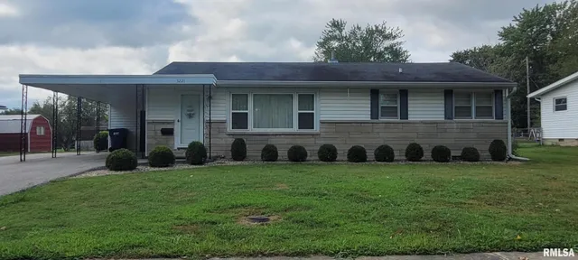 $141,500 | 3221 Peach Street, Mount Vernon, IL 62864