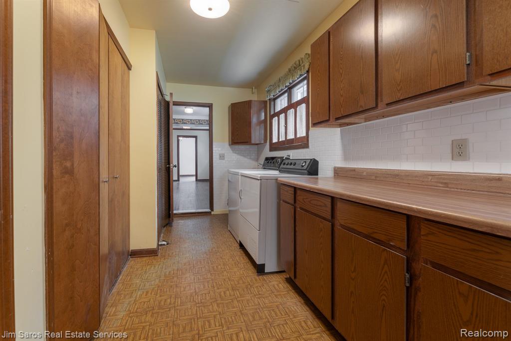 1769 Hampton Road Grosse Pointe Woods, MI 48236 - Photo 25 of 27