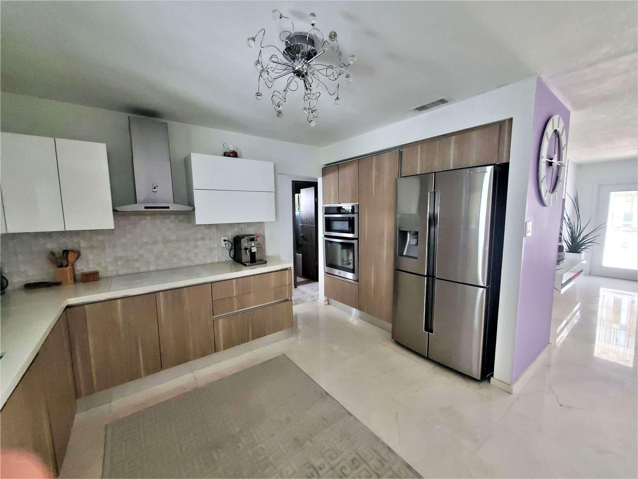 330 Southeast 3rd Street Dania Beach, FL 33004 - Photo 17 of 49 Photo 17