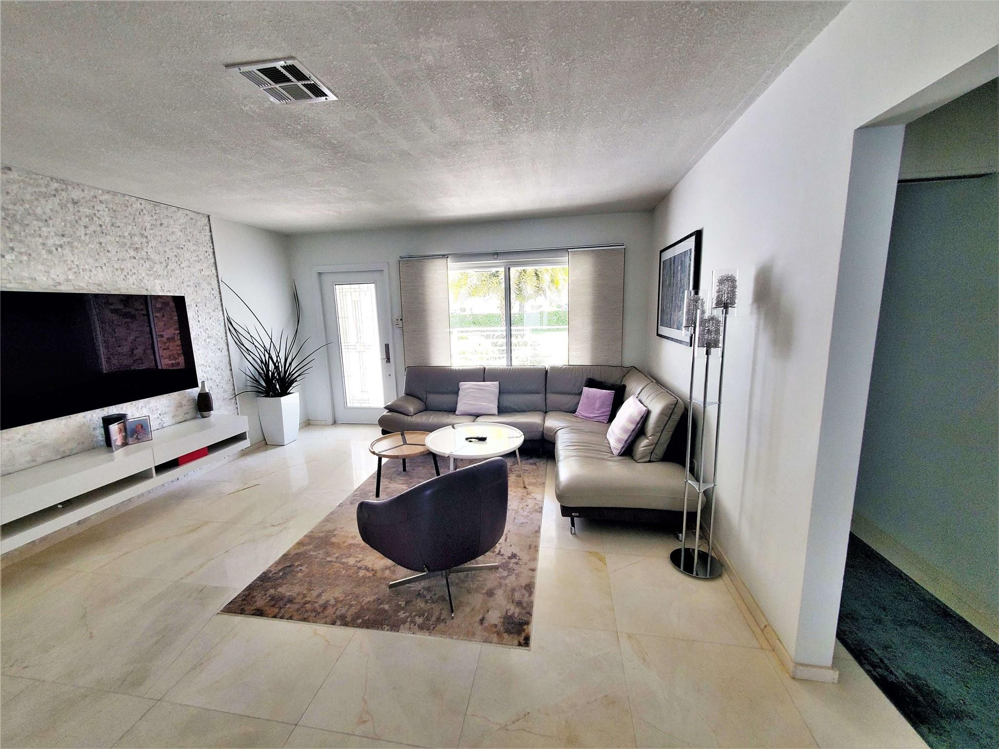 330 Southeast 3rd Street Dania Beach, FL 33004 - Photo 24 of 49 Photo 24