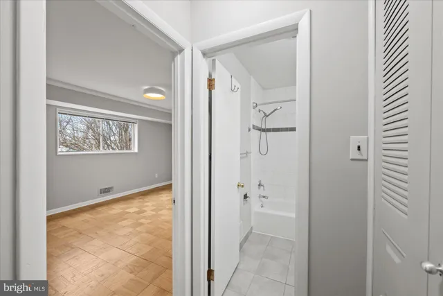 $299,000 | 10624 Montrose Avenue, Unit M 103, Bethesda, MD 20814