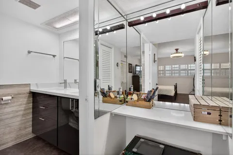 $230,000 | 2950 North Palm Aire Drive, Unit 606, Pompano Beach, FL 33069