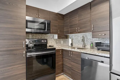 $230,000 | 2950 North Palm Aire Drive, Unit 606, Pompano Beach, FL 33069