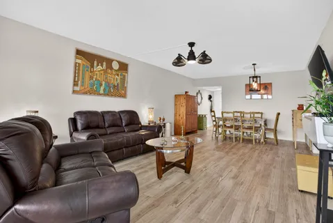 $230,000 | 2950 North Palm Aire Drive, Unit 606, Pompano Beach, FL 33069