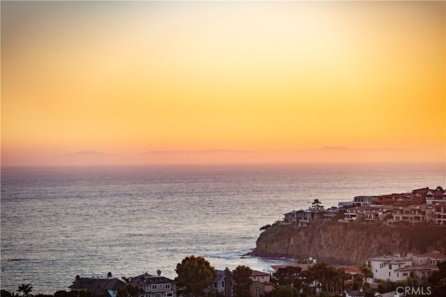 $9,162,500 | 510 Emerald Bay, Laguna Beach, CA 92651