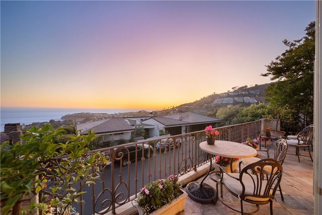 $9,162,500 | 510 Emerald Bay, Laguna Beach, CA 92651