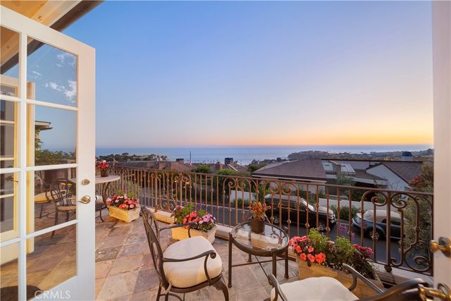 $9,162,500 | 510 Emerald Bay, Laguna Beach, CA 92651