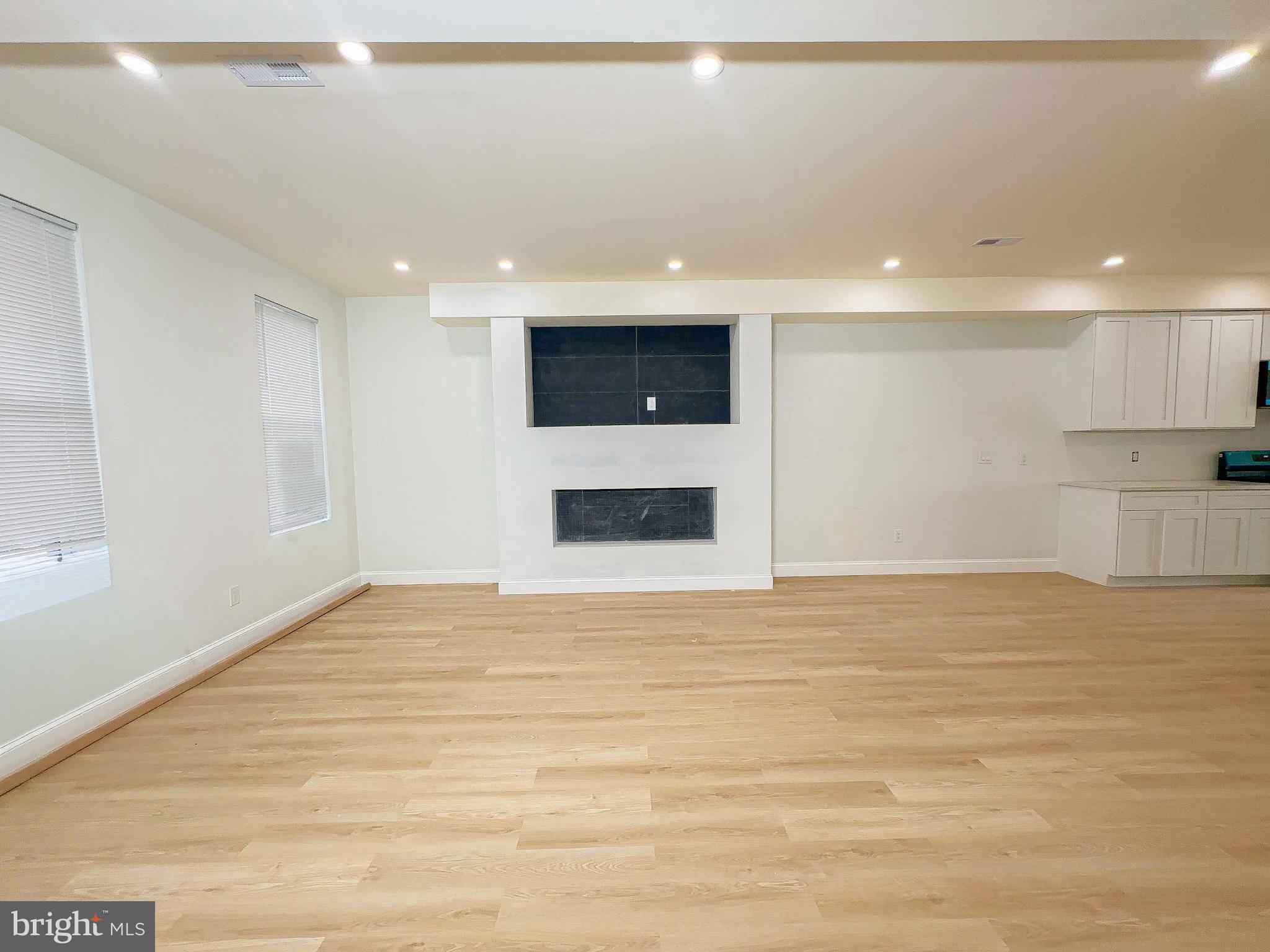 5725 13th Street Northwest Washington, DC 20011 - Photo 18 of 45 Living Area