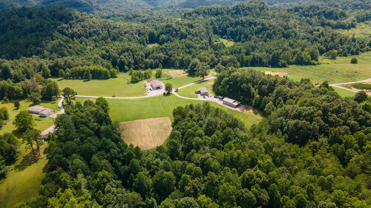774-2 Midnight Stable Road Manchester, KY 40962 - Photo 4 of 4 DJI_0967