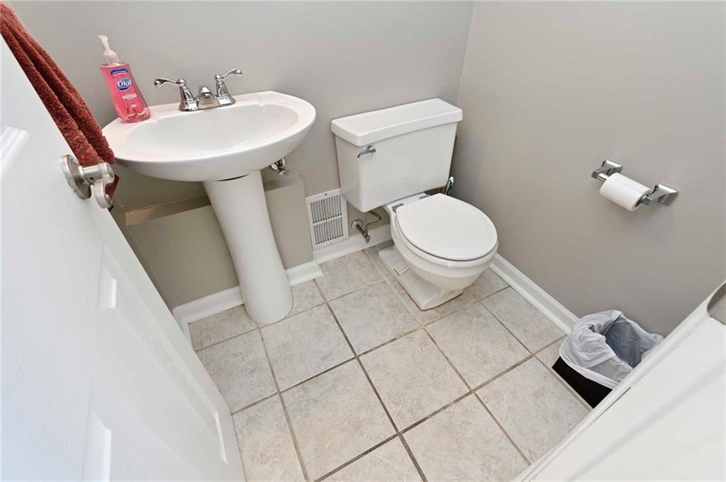 9134 Fall Creek Road Indianapolis, IN 46256 - Photo 19 of 41 Gallery Image 19