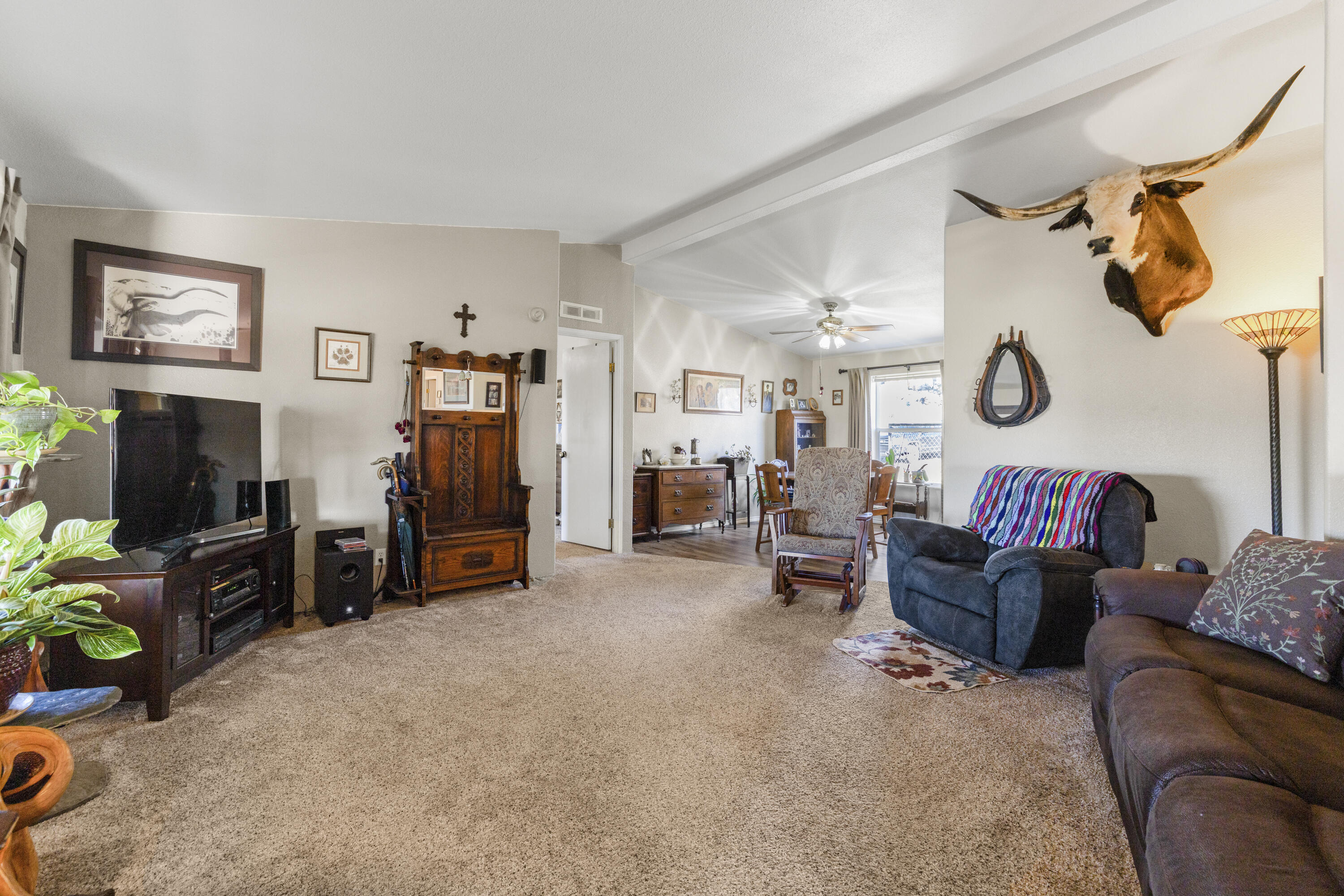 5415 Haskins Road Bonanza, OR 97623 - Photo 46 of 97 Living Area