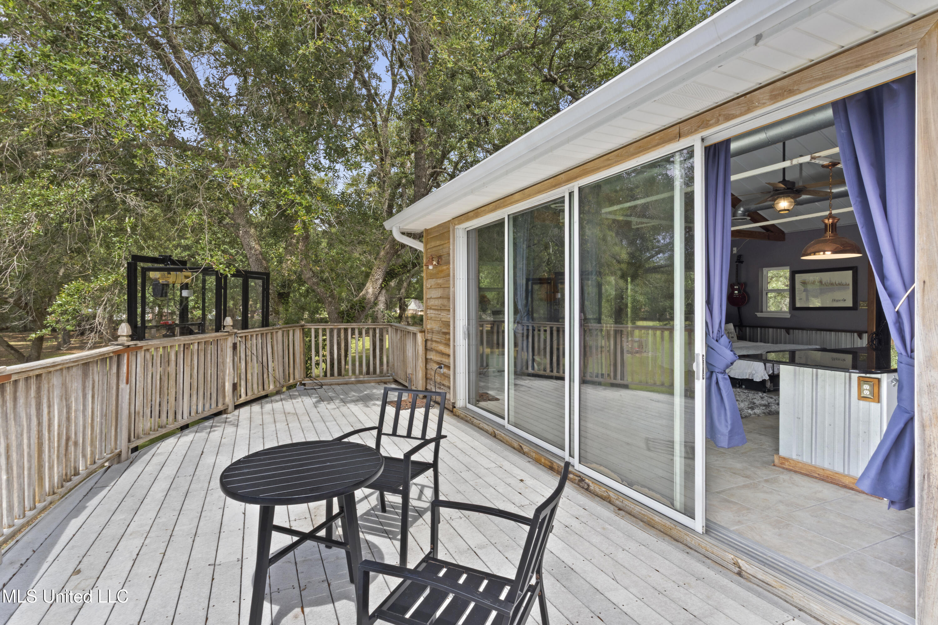 1625 Noble Road Ocean Springs, MS 39564 - Photo 70 of 95 066