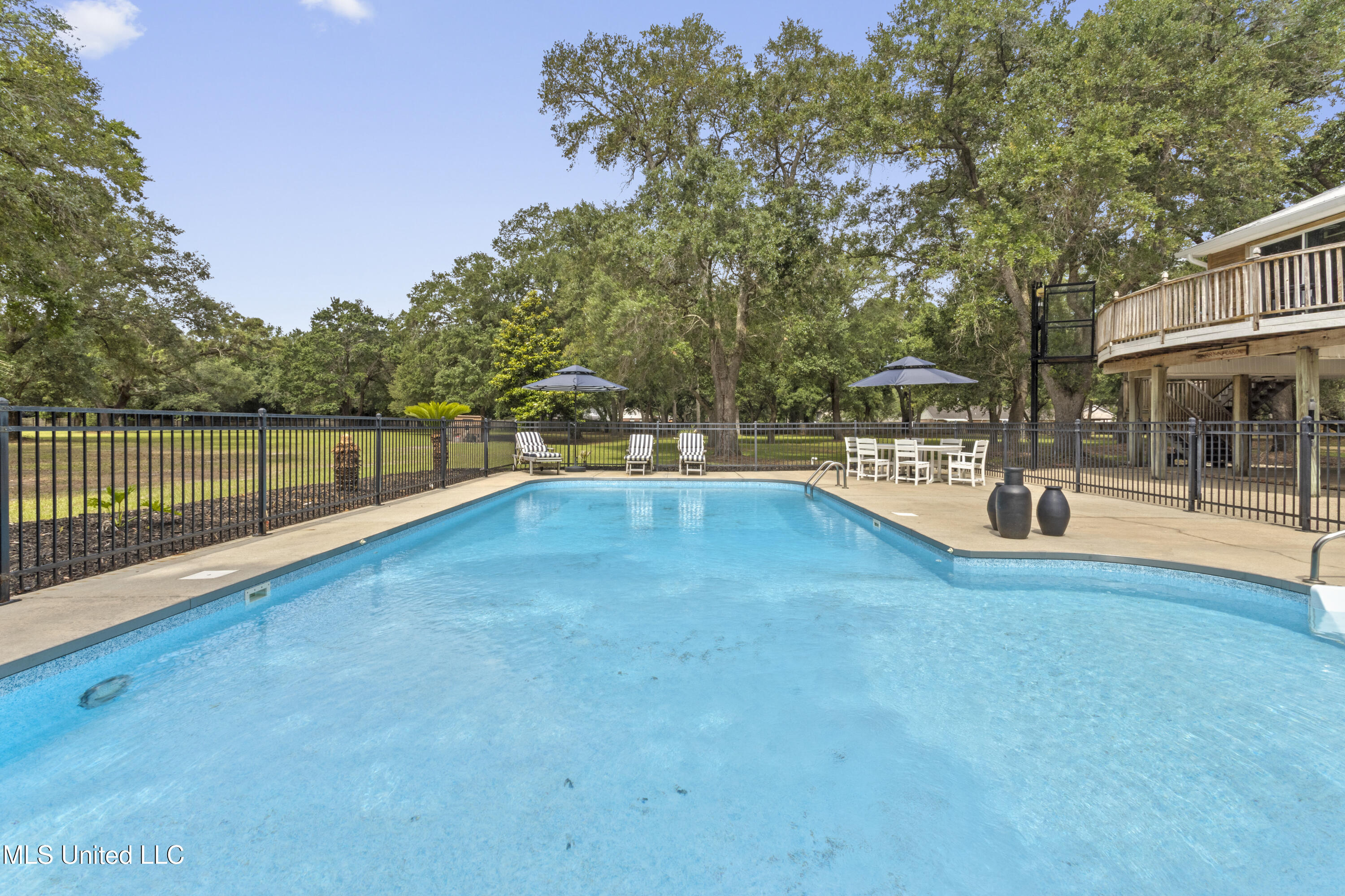 1625 Noble Road Ocean Springs, MS 39564 - Photo 71 of 95 055