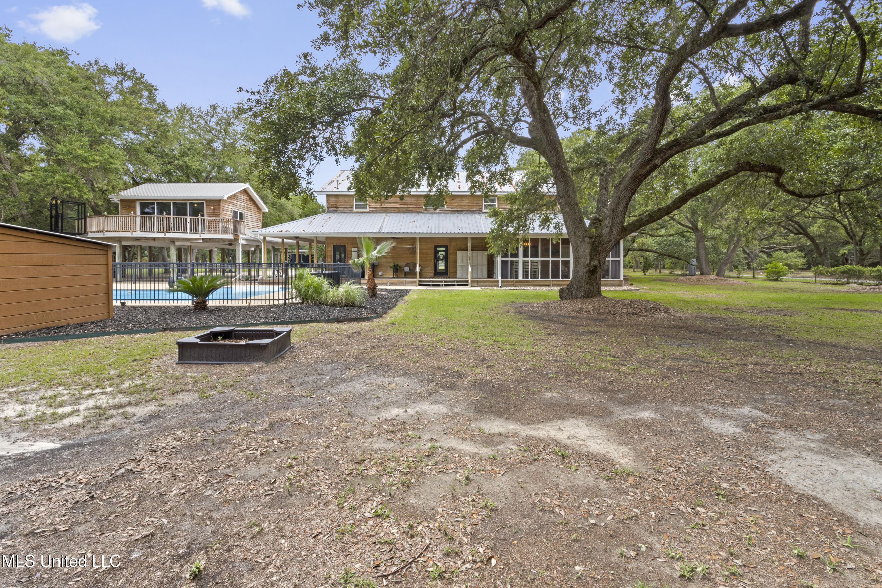 1625 Noble Road Ocean Springs, MS 39564 - Photo 73 of 95 070