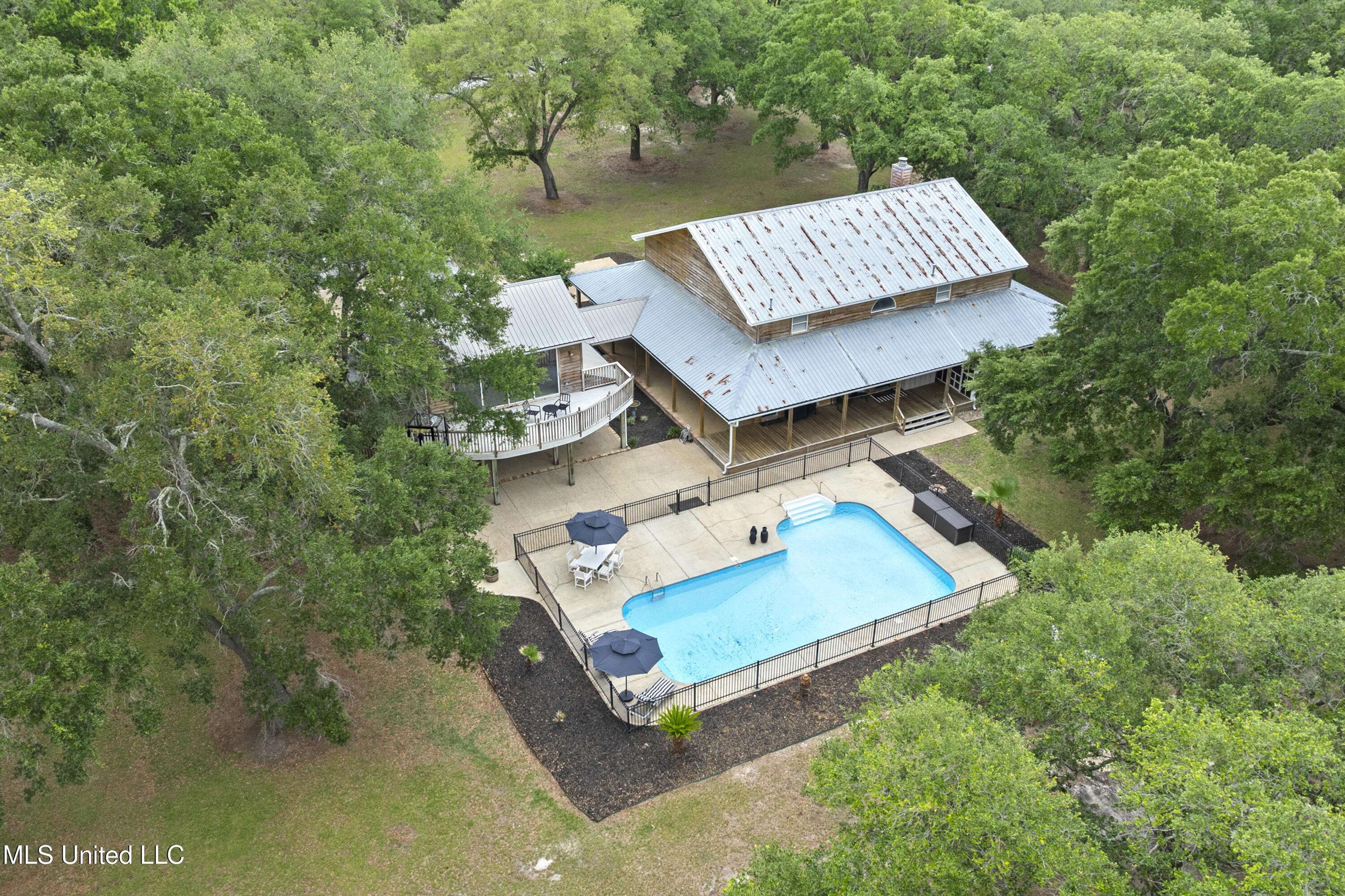 1625 Noble Road Ocean Springs, MS 39564 - Photo 76 of 95 068