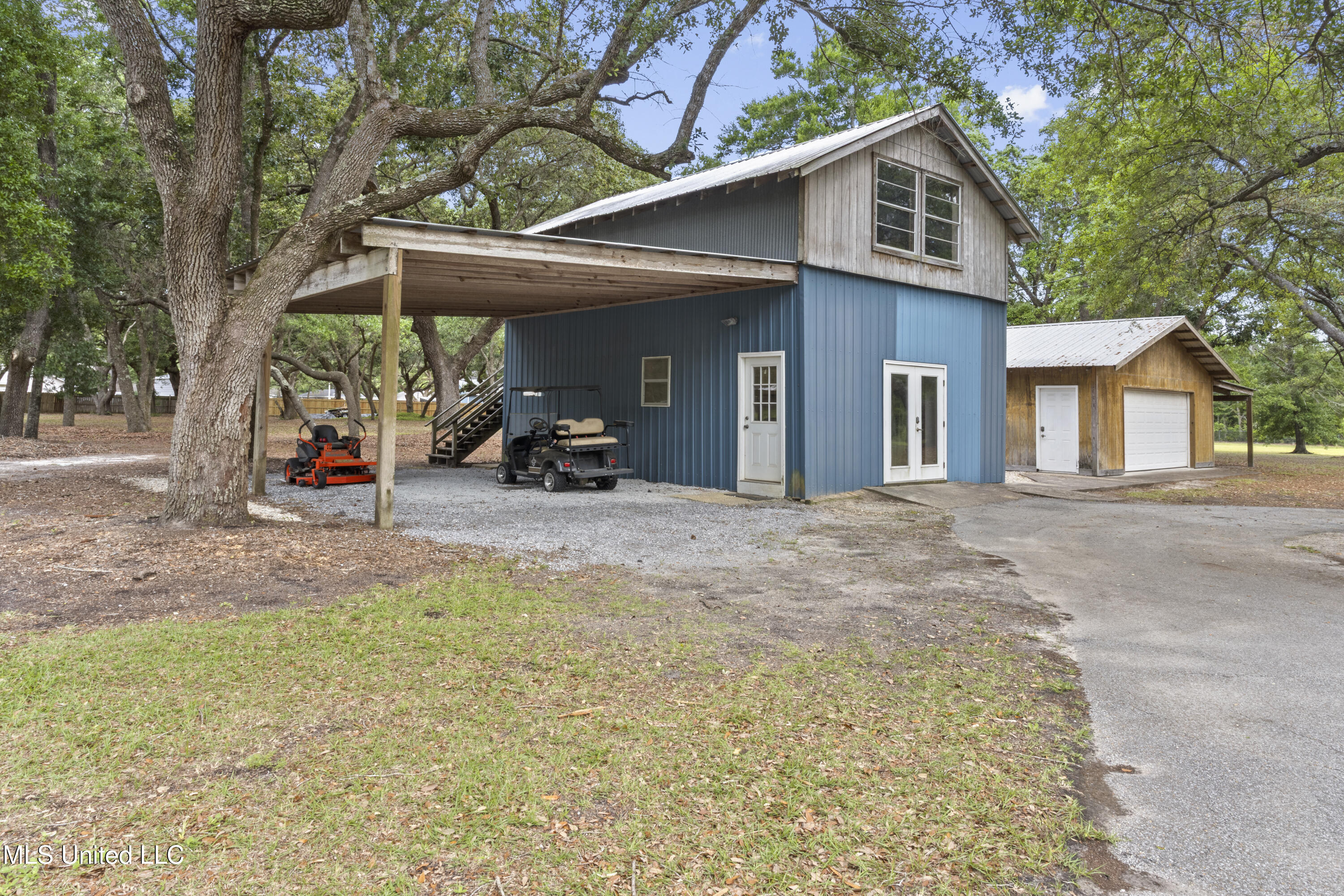 1625 Noble Road Ocean Springs, MS 39564 - Photo 80 of 95 090