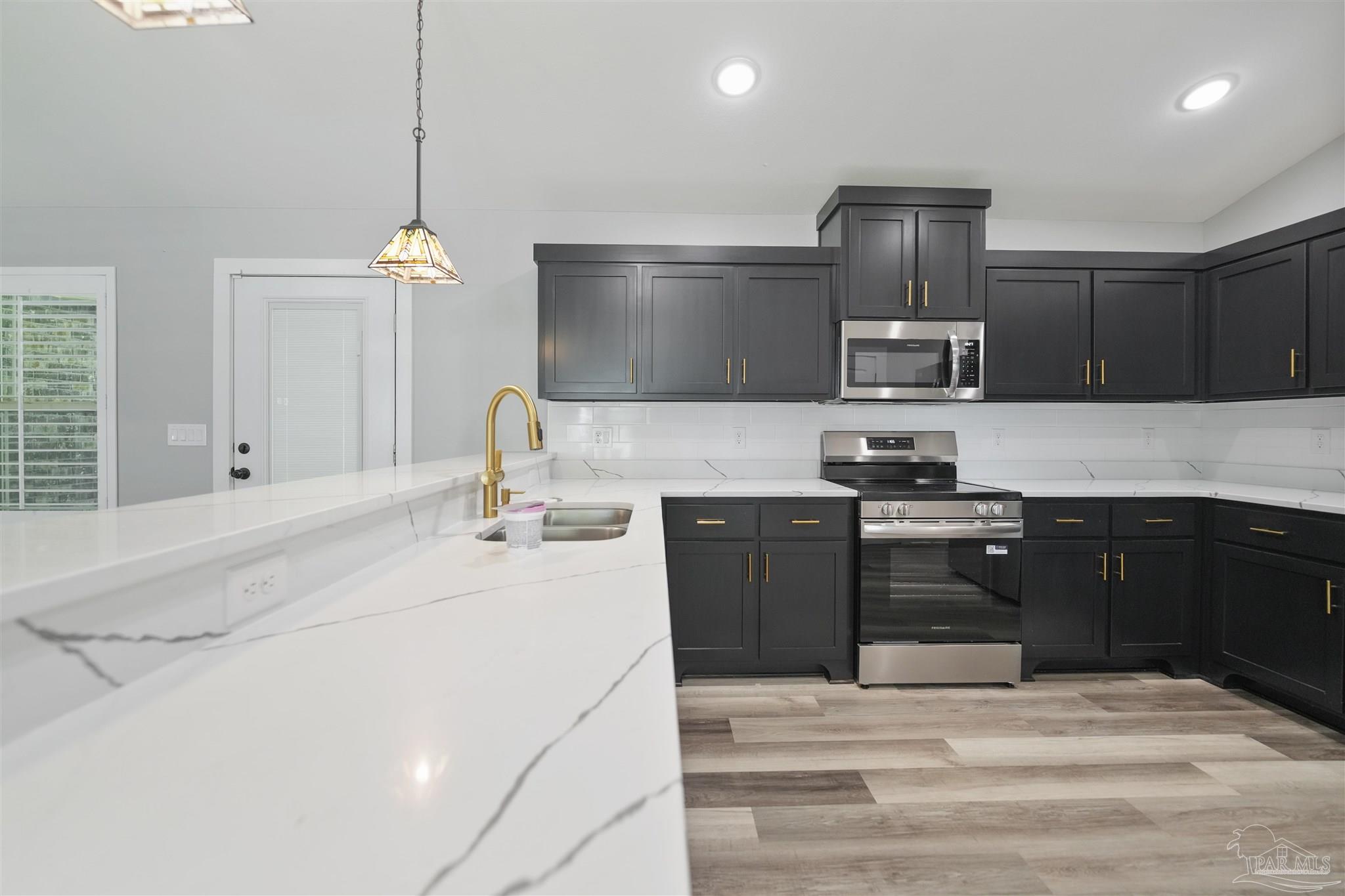 4986 Guernsey Road Pace, FL 32571 - Photo 7 of 34 Gallery Image 7