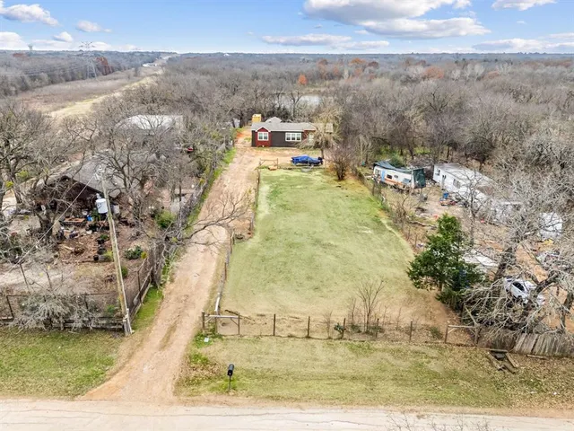 $195,000 | 8394 Lake Road, Mansfield, TX 76063