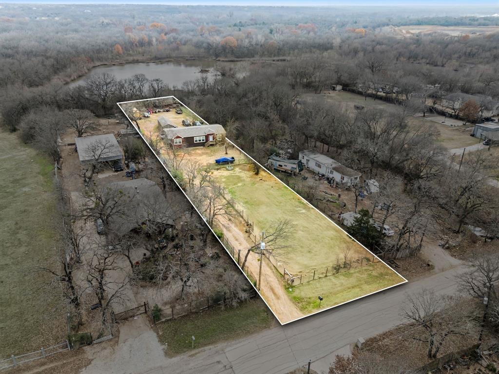 8394 Lake Road Mansfield, TX 76063 - Photo 2 of 18