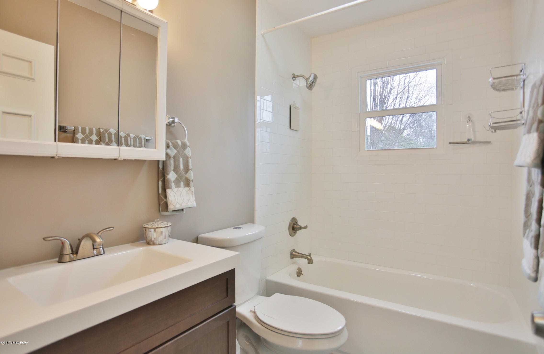 3019 Beaumont Road Louisville, KY 40205 - Photo 21 of 41 FIrst floor bathroom.