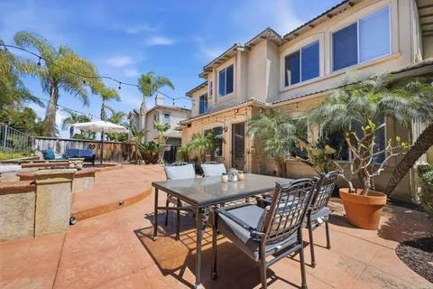 $1,698,900 | 4682 Meadow Drive, Carlsbad, CA 92010