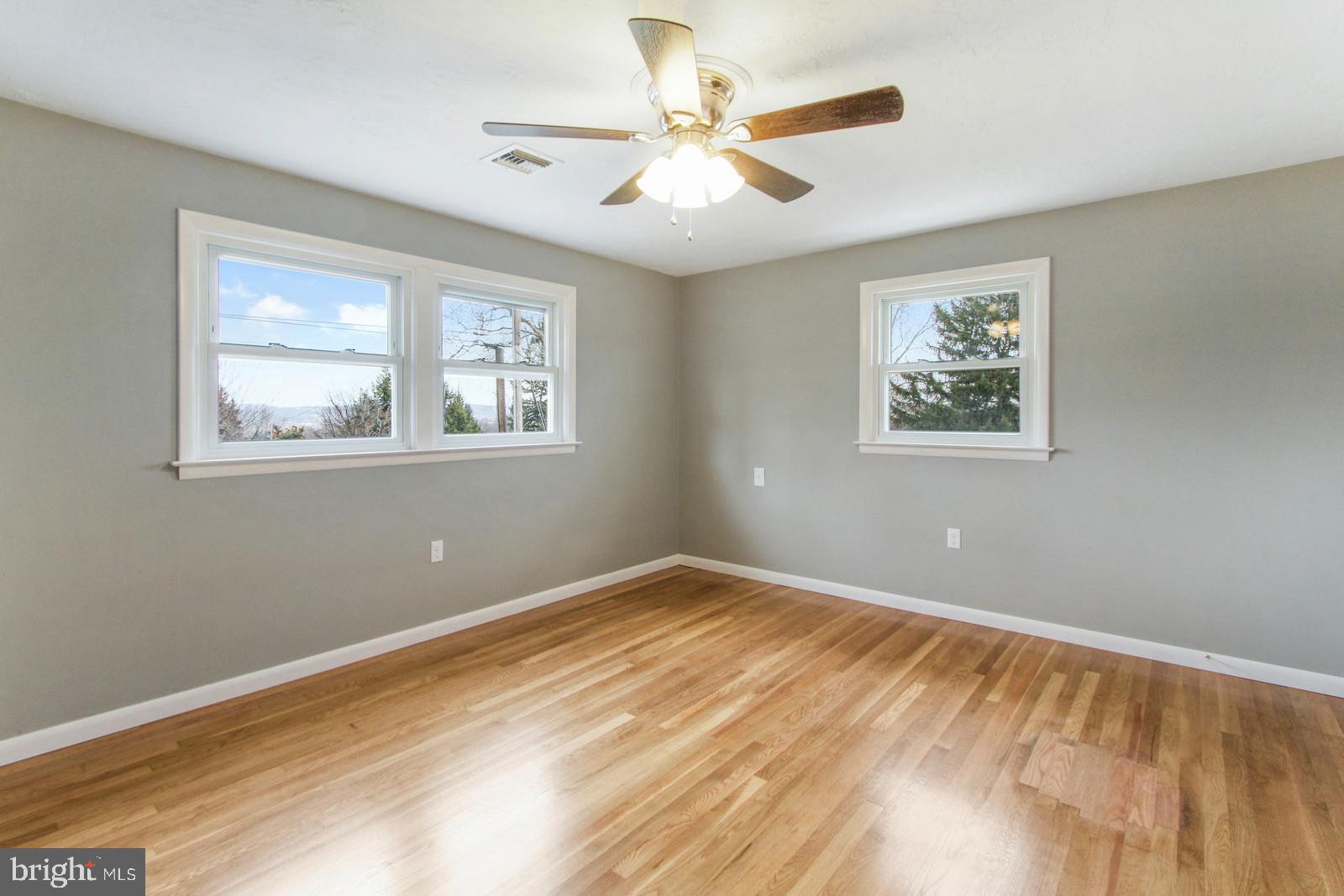1320 Ruxton Road York, PA 17403 - Photo 22 of 35 Gallery Image 22