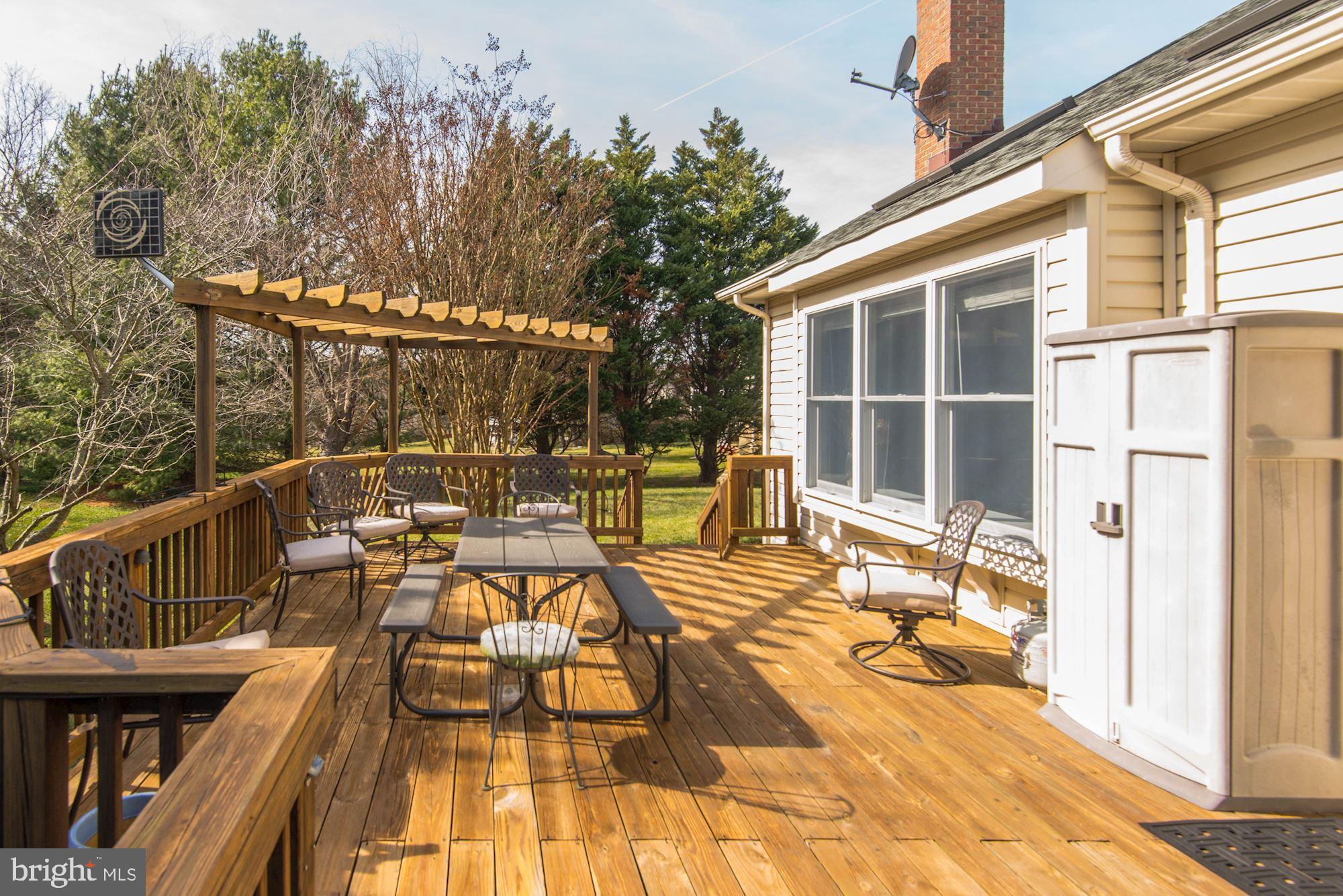 1340 Dasher Lane Reston, VA 20190 - Photo 48 of 59 Deck