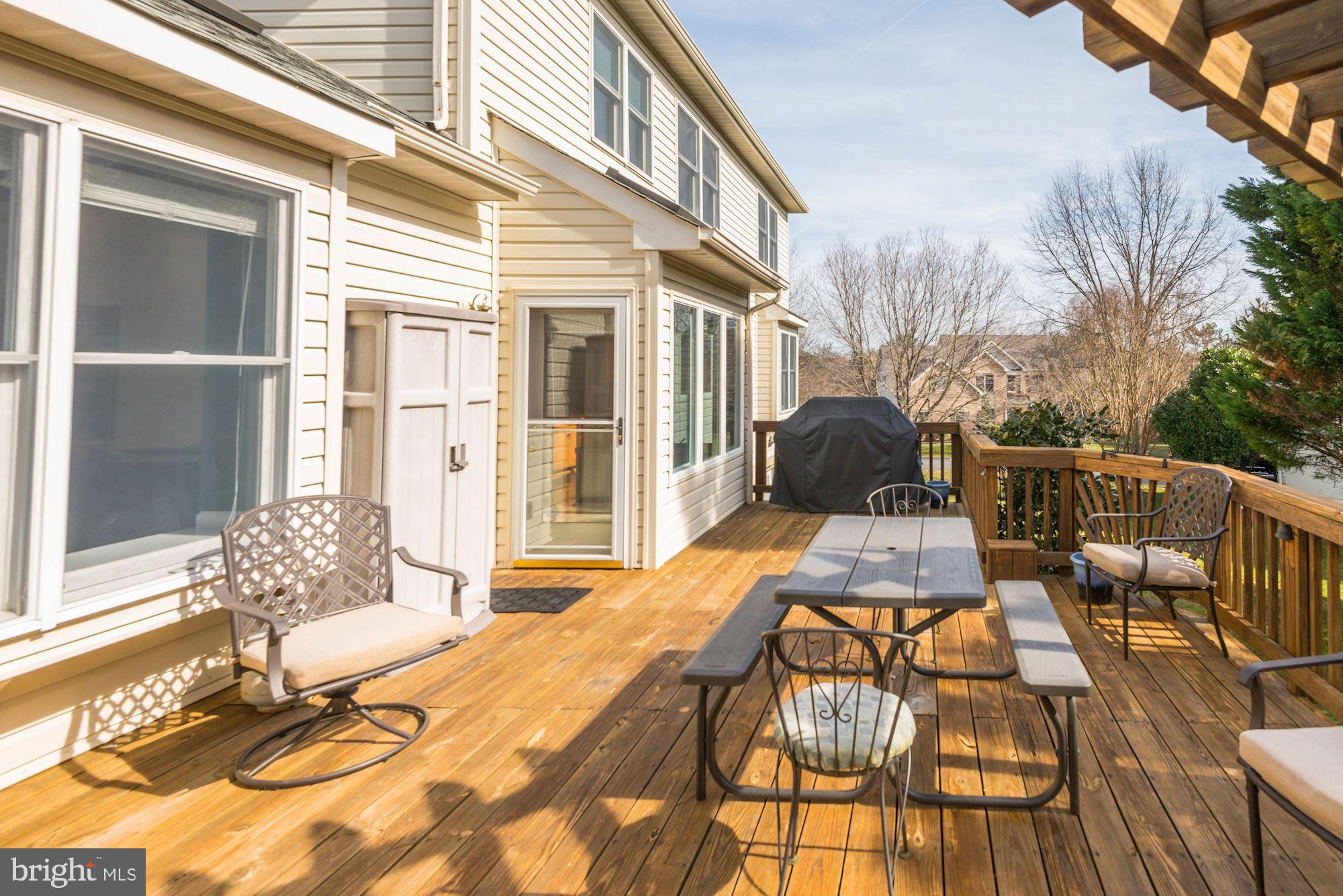 1340 Dasher Lane Reston, VA 20190 - Photo 49 of 59 Deck