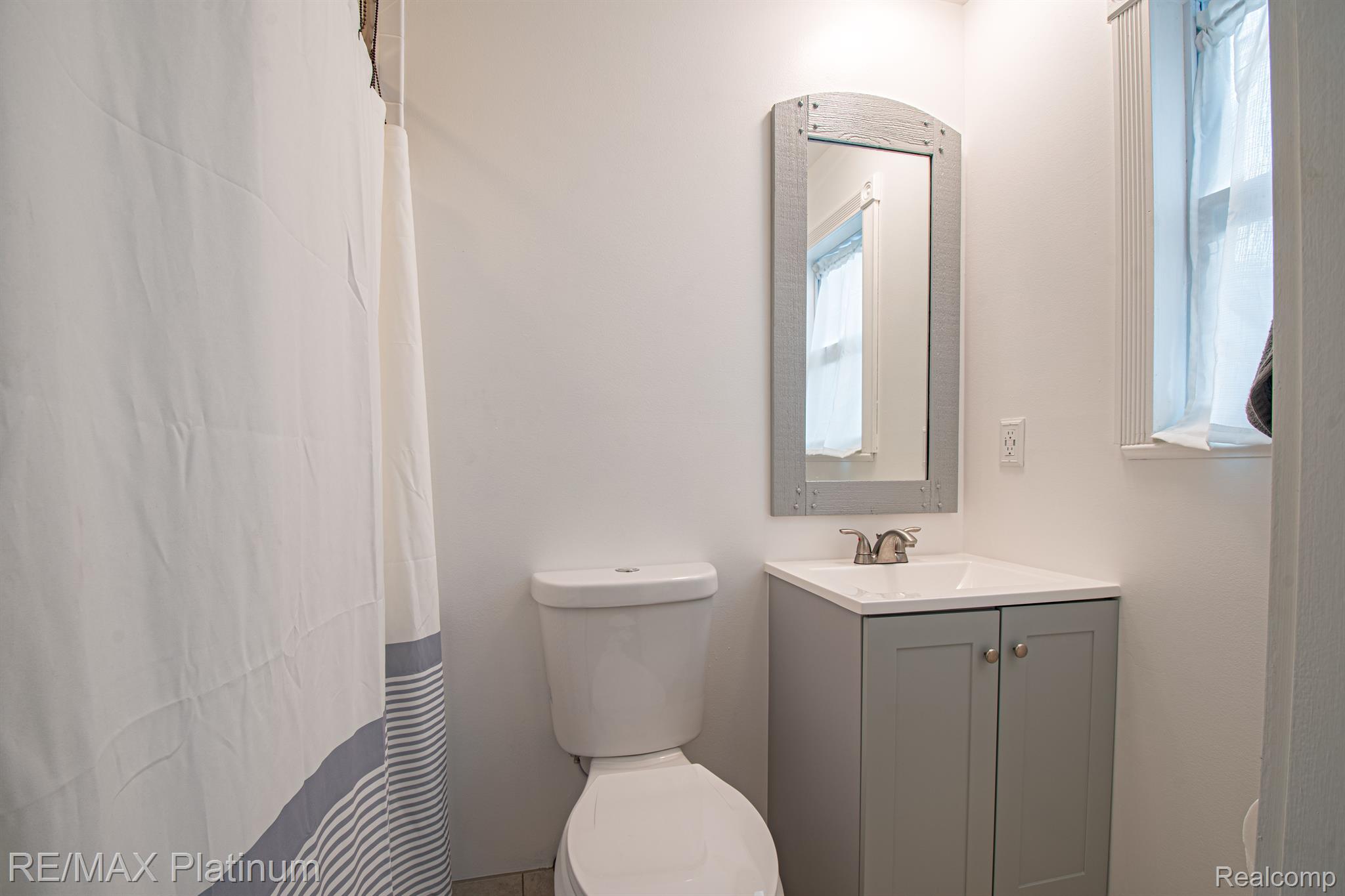 13503 Fenton Road Fenton, MI 48430 - Photo 20 of 54 Gallery Image 20