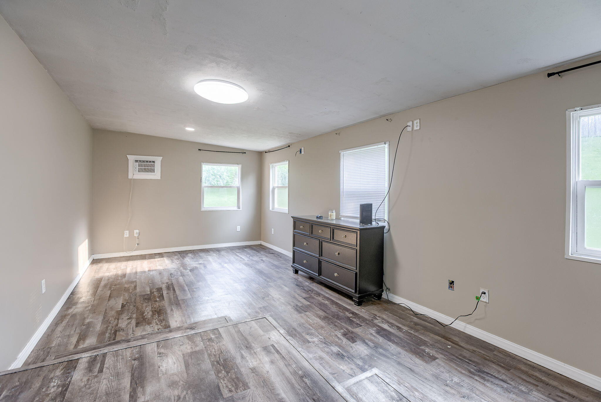 415 Wendy Heights Road Council Bluffs, IA 51503 - Photo 19 of 49 20-web-or-mls-12121_20