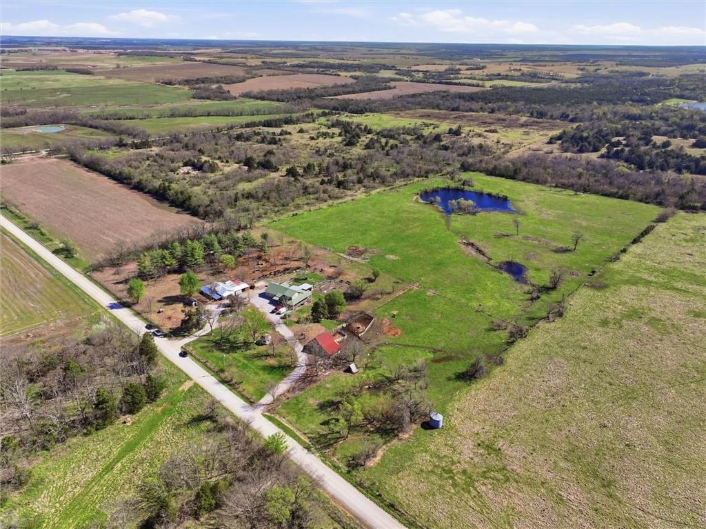 5683 Botkin Road Blue Mound, KS 66010 - Photo 2 of 33