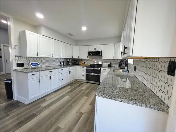 $510,000 | 5683 Botkin Road, Blue Mound, KS 66010