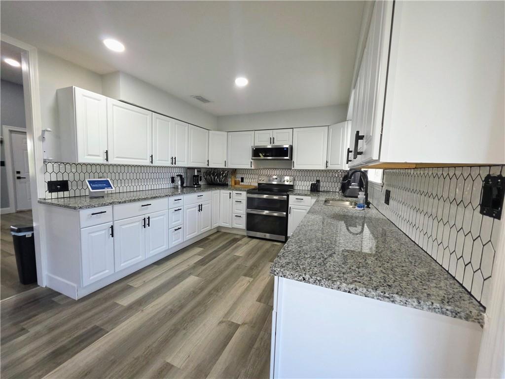 5683 Botkin Road Blue Mound, KS 66010 - Photo 4 of 33