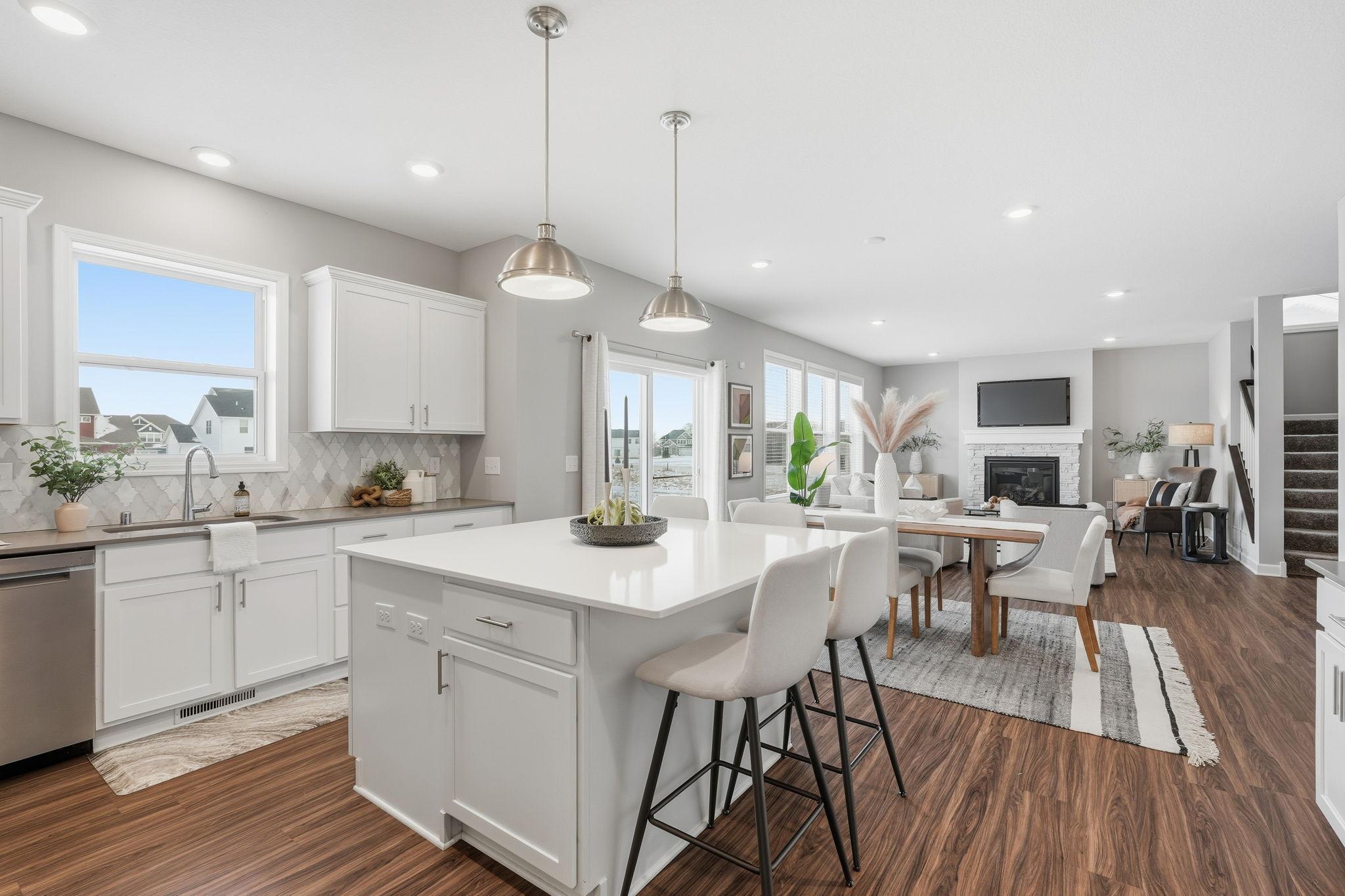 975 Spancil Hl Way St. Paul, MN 55129 - Photo 14 of 56