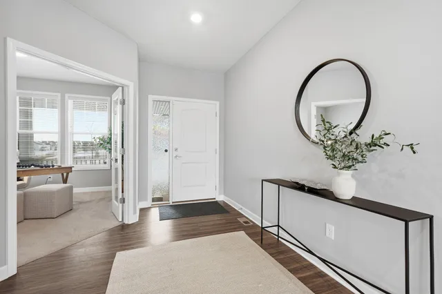 $689,000 | 975 Spancil Hl Way, St. Paul, MN 55129