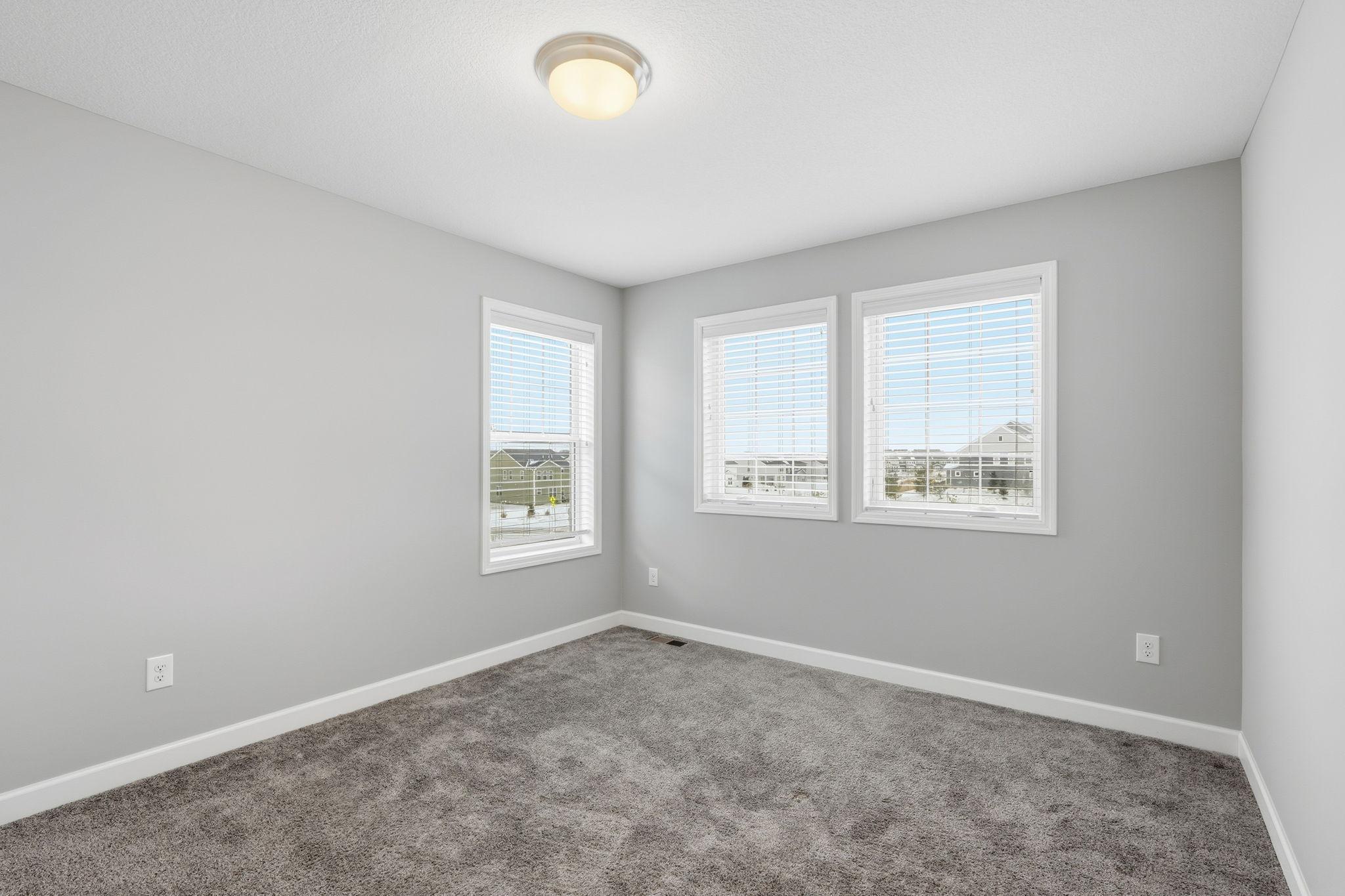 975 Spancil Hl Way St. Paul, MN 55129 - Photo 32 of 56