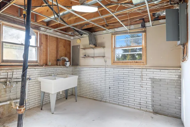 $259,000 | 11470 Tamminen Road, Hibbing, MN 55746