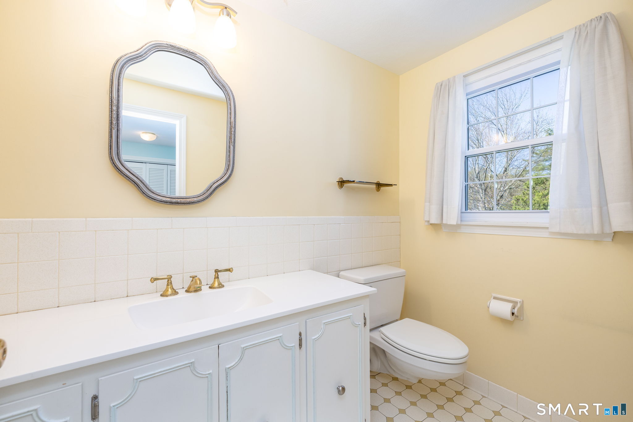 71 Whippoorwill Way Wethersfield, CT 06109 - Photo 23 of 36