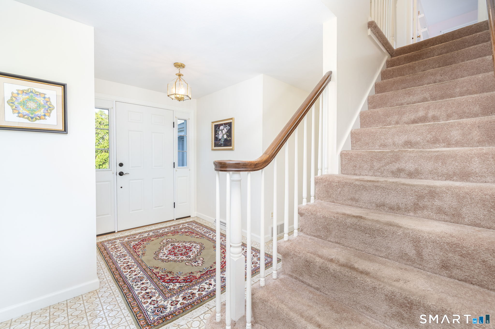 71 Whippoorwill Way Wethersfield, CT 06109 - Photo 7 of 36