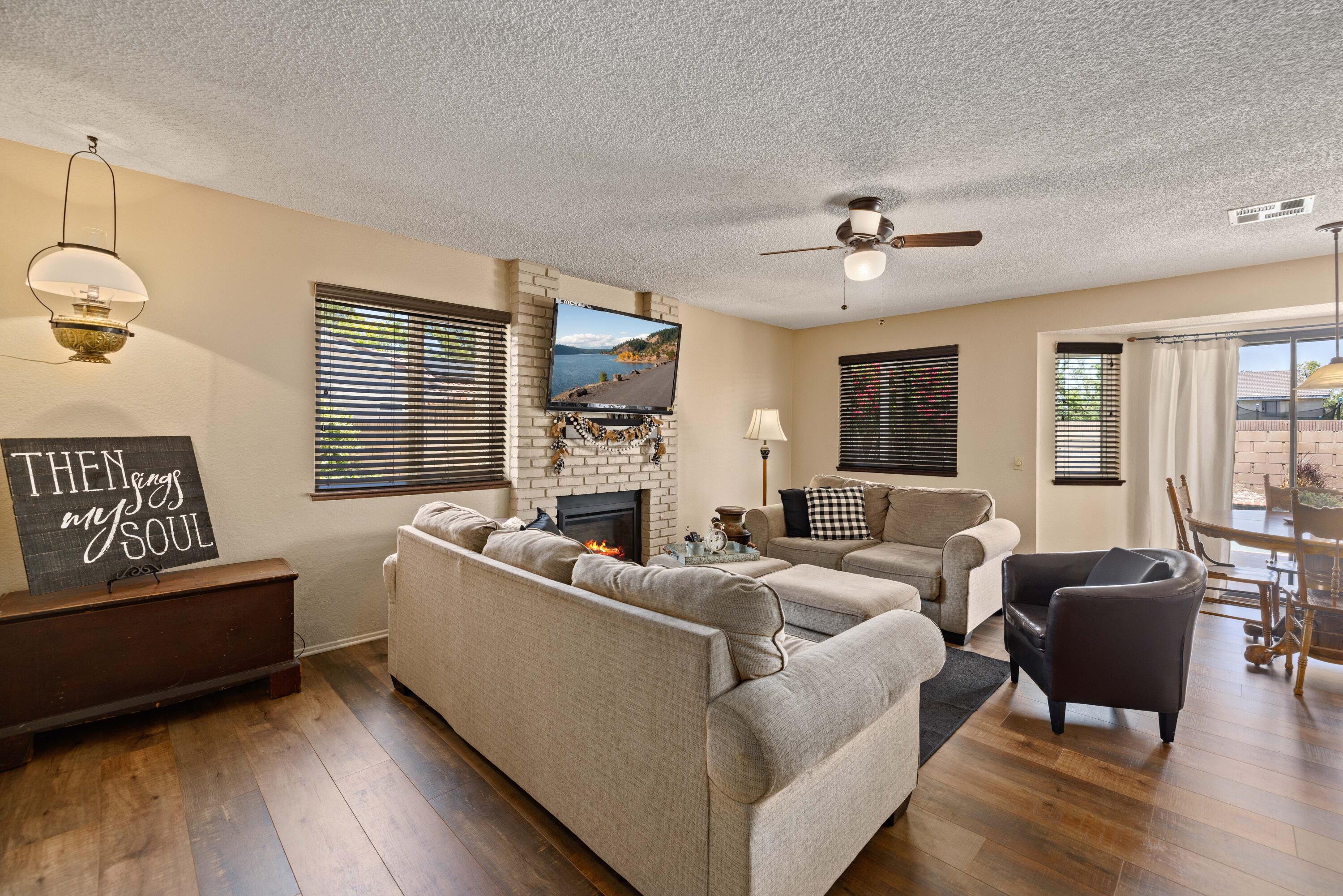 2833 Springfield Place Lancaster, CA 93536 - Photo 17 of 37 a living room with furniture and a window