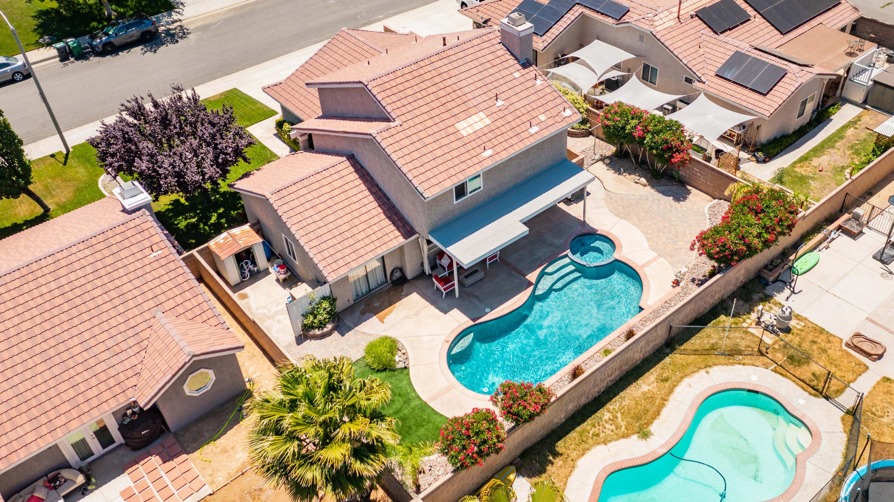2833 Springfield Place Lancaster, CA 93536 - Photo 36 of 37 an aerial view of a house with a garden