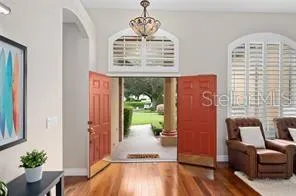 a view of livingroom with furniture