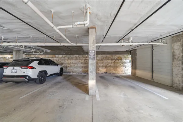 $3,600 | 4415 Jackson Avenue, Unit 4201, Austin, TX 78731