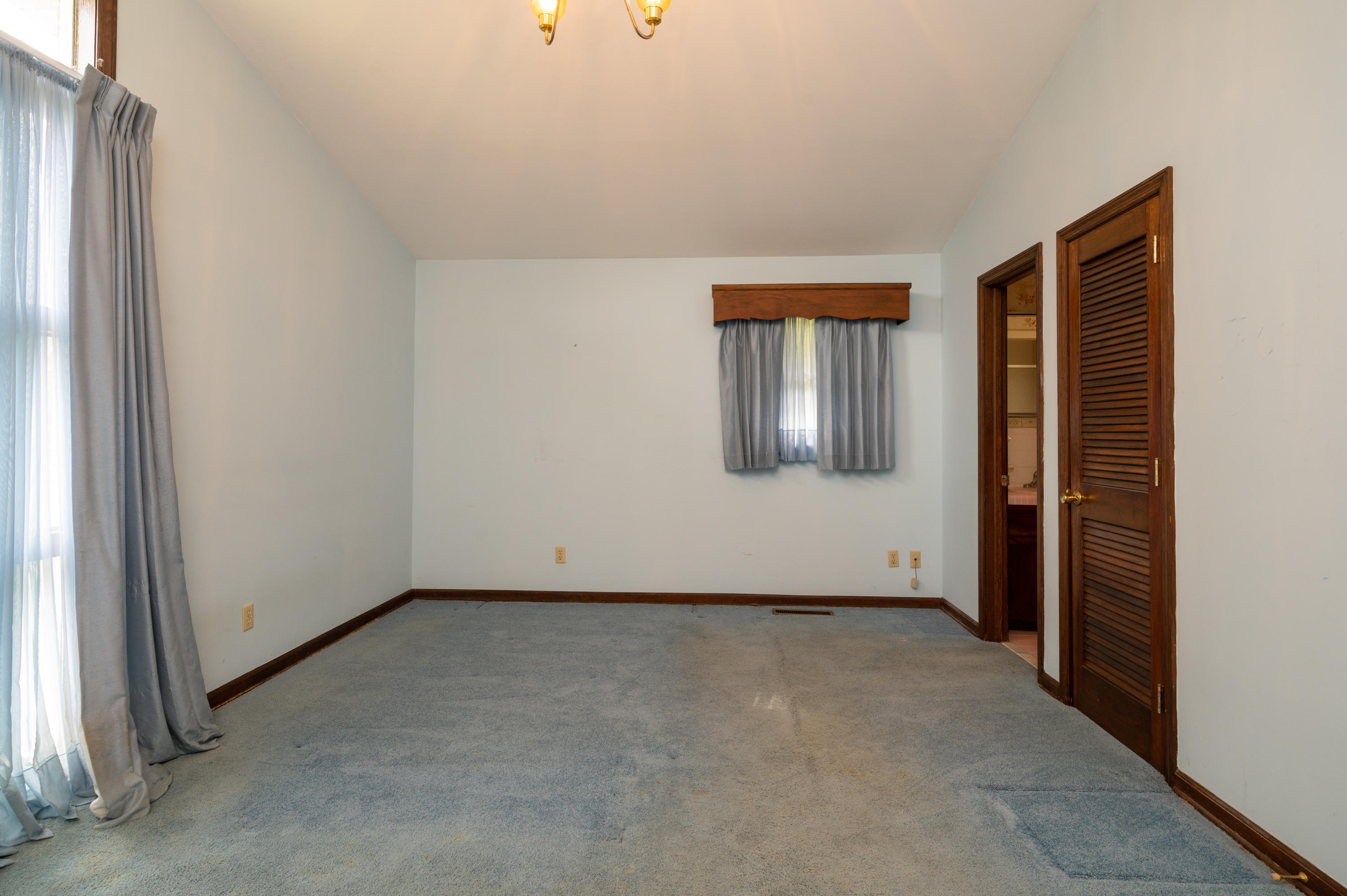 166 Ellis Road Blountville, TN 37617 - Photo 14 of 45 Ellis-11