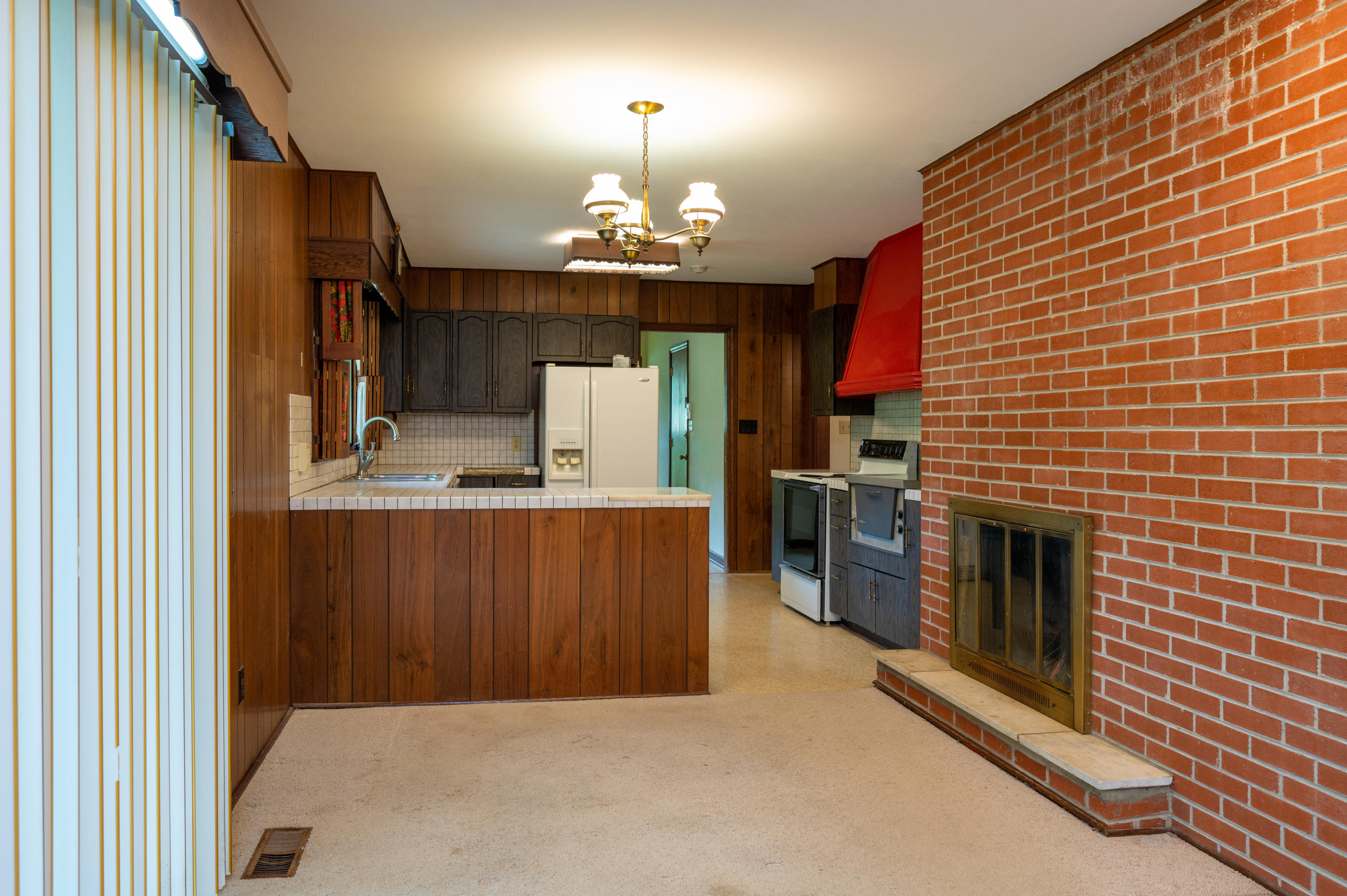166 Ellis Road Blountville, TN 37617 - Photo 6 of 45 Ellis-24