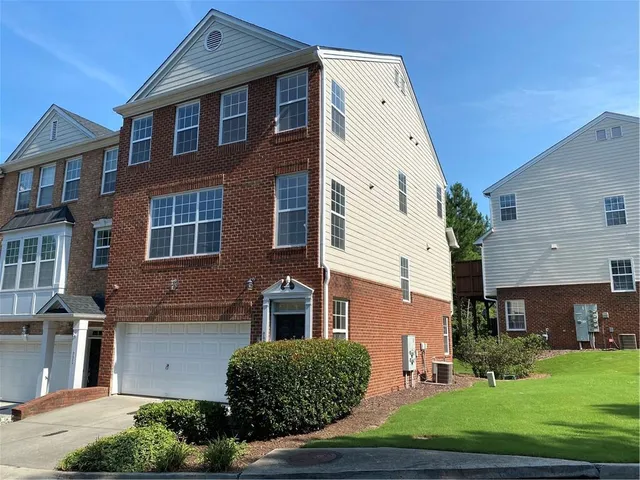 $2,500 | 4680 Creekside Villas Way, Smyrna, GA 30082