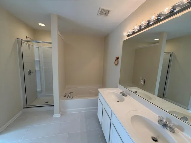 $2,500 | 4680 Creekside Villas Way, Smyrna, GA 30082