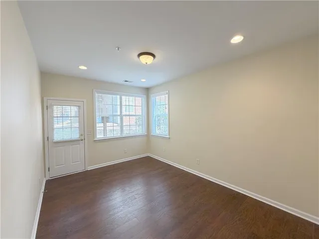 $2,500 | 4680 Creekside Villas Way, Smyrna, GA 30082