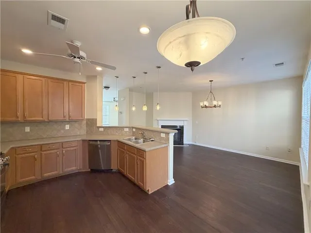 $2,500 | 4680 Creekside Villas Way, Smyrna, GA 30082